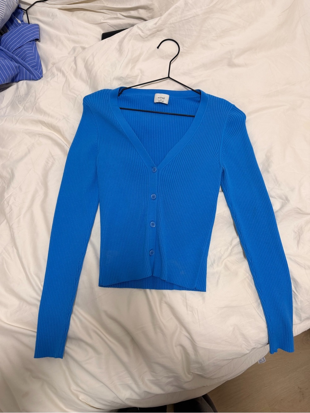 Aritzia Ribbed V-Neck Button Cardigan - Blue